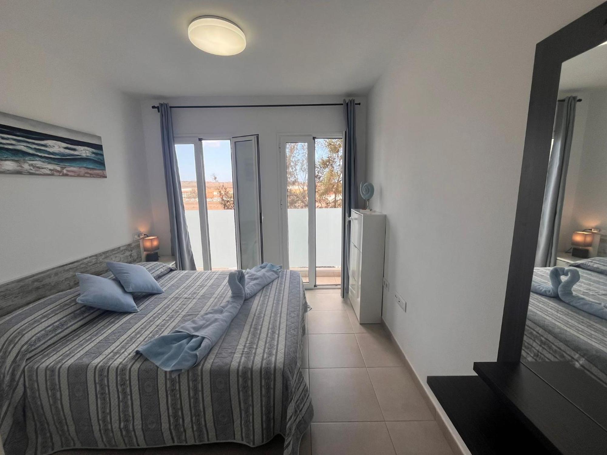 Sunsets&waves Apartment